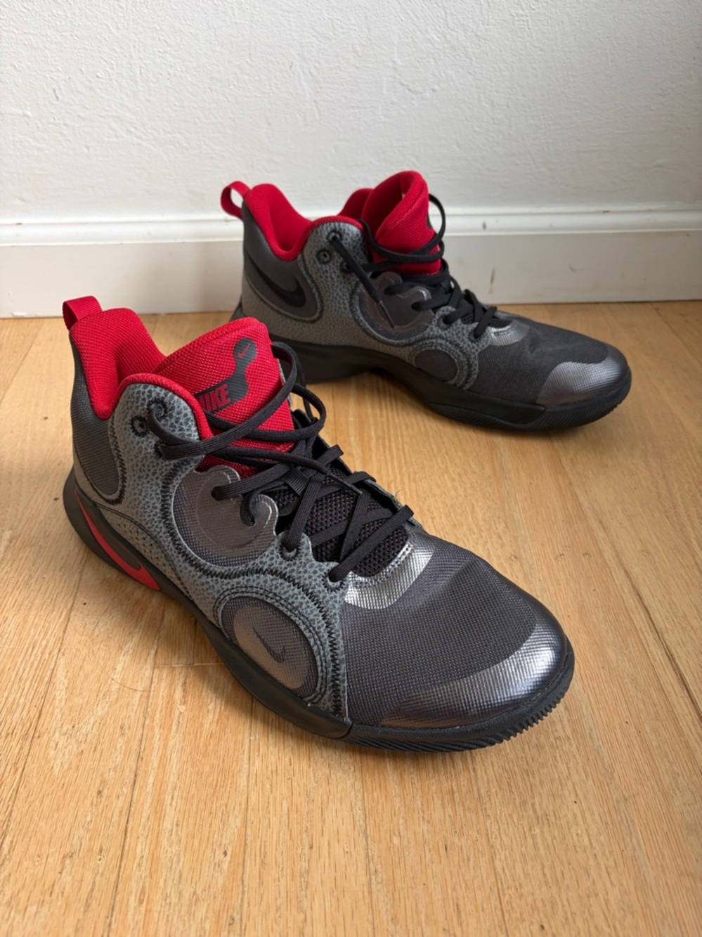 Nike Fly By Mid 2 anthracite size 11 men’s gray black red